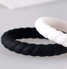 Load image into Gallery viewer, Panda Twisted Silicone Ring Set